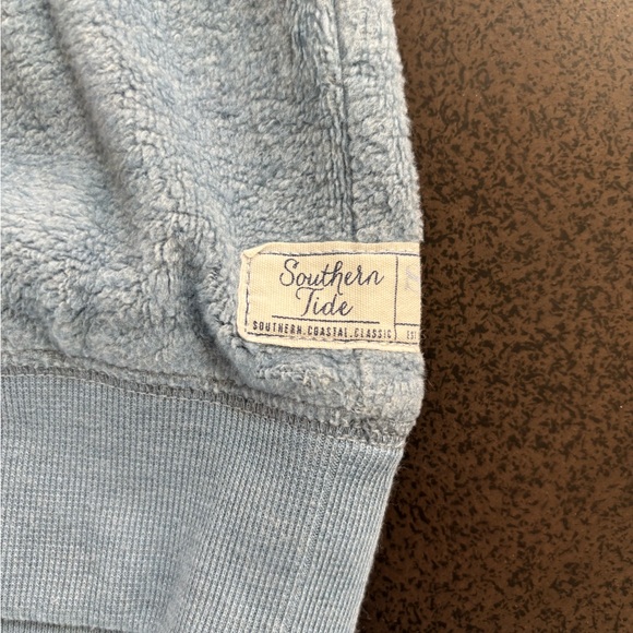 Southern Tide Men's Soft Blue Crewneck Sweater - Picture 2 of 3